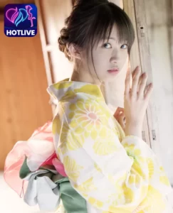 Maria Makino-Hotlive