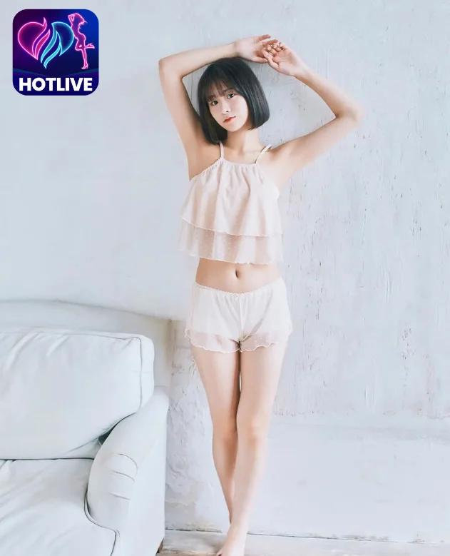 Miyu Kaneko-Hotlive