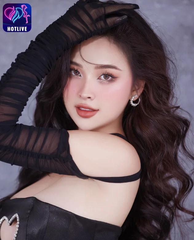 Thị Hồng Trang-hotlive